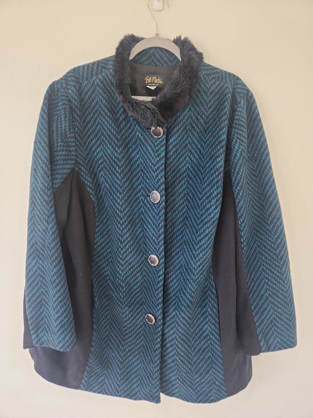 Bob Mackie Jacket Womens 2X Plus Green Wearable Art Fleece Black Geometric Fur